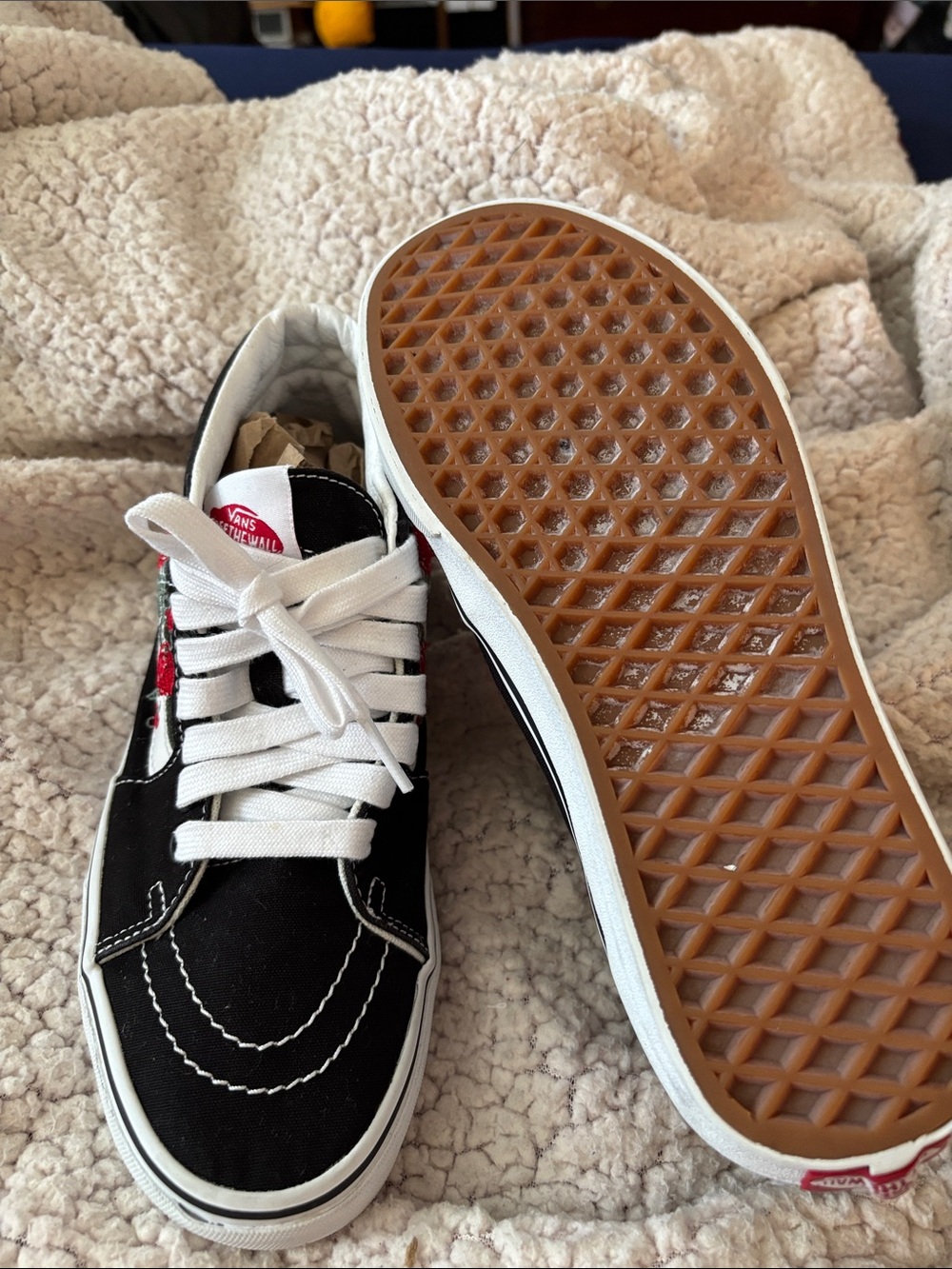 Vans Black & White Sneakers with Red Floral Accents - Picture 2 of 9
